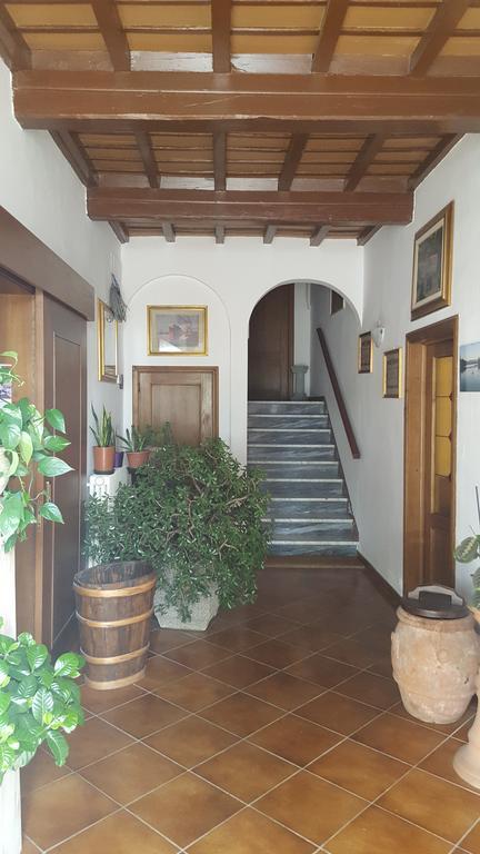 Albergo Ristorante Gualtieri บาร์เบริโน ดิ มูเจลโล ภายนอก รูปภาพ